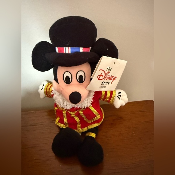NWT Disney Store Mickey Mouse Beefeater Beanbag Plush - Picture 1 of 7